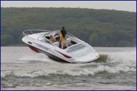 новая модель каютного катера COBRA 2150 Prestige
