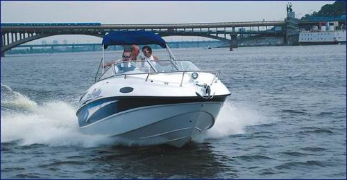 катера COBRA 2150 Prestige
